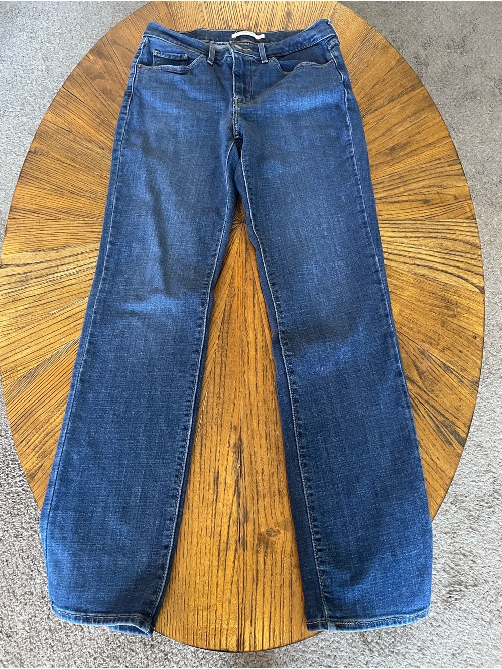 Levi's Women's Dark Blue Straight-Leg Jeans 28W 32L
